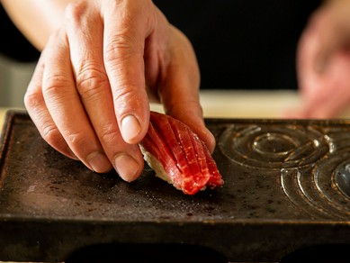 ネタとシャリの“くちどけ”をお楽しみください。