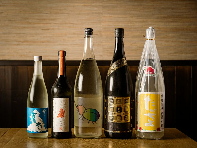 料理に合わせて楽しめるように、幅広くセレクトした日本酒