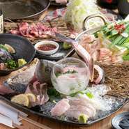 【なべやこの】での宴会には、鍋料理が欠かせません。九州ならではの海の幸と一緒に、飲み放題が付いた『ネギ鍋』や『もつ鍋』のコース料理で盛り上がりましょう。人数に応じて、貸切にも対応可能。