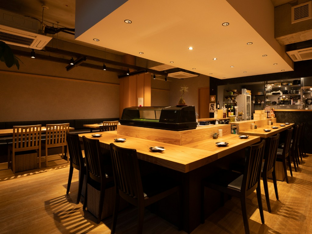 一人でも楽しく食事ができるから、一人での来店もオススメ