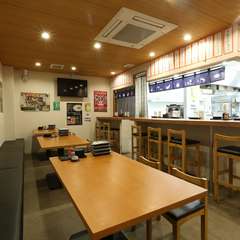 ゲストとの食事にも最適なくつろぎ空間