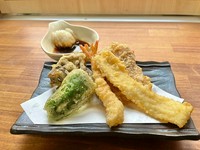 料理長のおすすめの天ぷら5品を提供させていただきます。