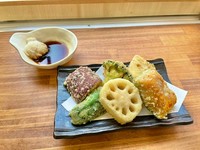 料理長のおすすめの野菜の天ぷら6品を提供させていただきます。