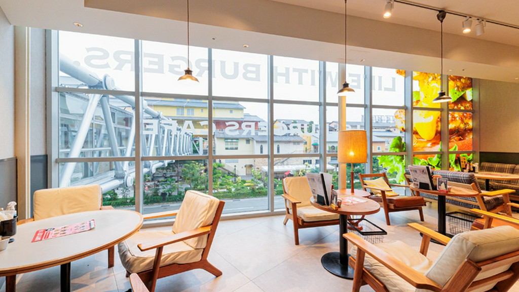 食事やカフェタイムを自分のペースで楽しめる場所