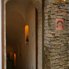 ワインバーとしても利用できる、神楽坂の隠れ家フレンチ