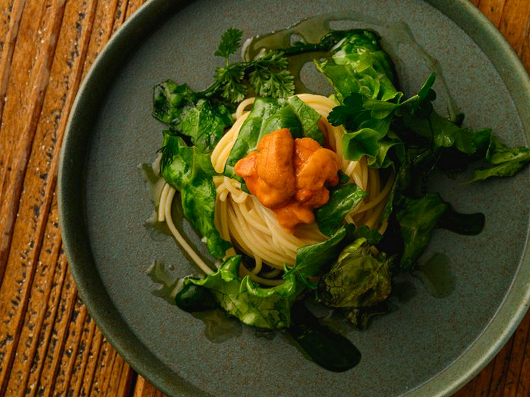 至福の“ウニ体験”デート、記念日ディナーなどの素敵な舞台