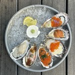 本日の牡蠣 / イクラ牡蠣 / ホタテ・イクラ牡蠣 / 蟹・蟹みそ牡蠣 / ウニ牡蠣 / ウニ・イクラ牡蠣