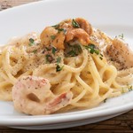生ウニクリームパスタ、ウニクリームソースのお肉料理等、ウニを堪能したい方におすすめのコースです。