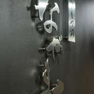 自慢の『もつ鍋』を皆で囲むことで、宴会がより一層楽しくなります。飲み放題メニューには、生ビールやハイボールからノンアル系まで、幅広い種類を用意。年間を通して、さまざまな集まりに最適です。