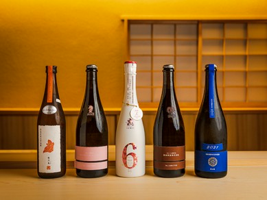 蟹のフルコースに合わせ、アルコール類も充実