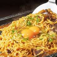 旨だれホルモン焼きそば