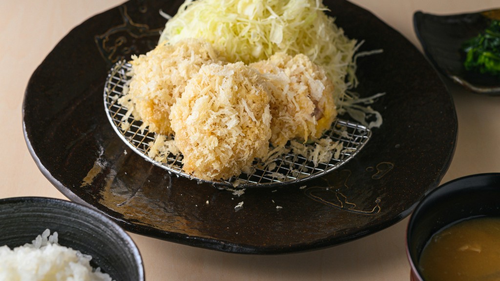 驚愕な柔らかさと肉の存在感を感じる『ヒレかつ2個定食』