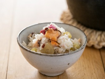 月ごとに異なるおいしさと巡り合う『土鍋ご飯』