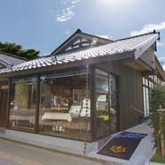 総合宴会場【勝山館】の歴史を引き継ぐ、宴会やイベントのプランニング力も大きな魅力。新たに【Shozan】ならではの料理と空間が加わり、いっそう満足感が高い宴会を企画できます。貸切での利用も可能です。