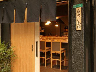 焼鳥と日本酒を楽しむ、思い出に残る食の時間を満喫