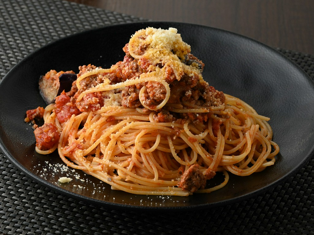 素材の旨みが凝縮された『茄子とひき肉のボロネーゼ』