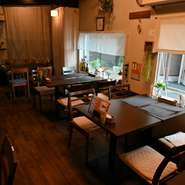 明るい雰囲気で、気軽にイタリアンを味わえる【Molo Di Iidabashi】。誕生日会や送別会、女子会、ママ会などさまざまなシチュエーションで使えます。