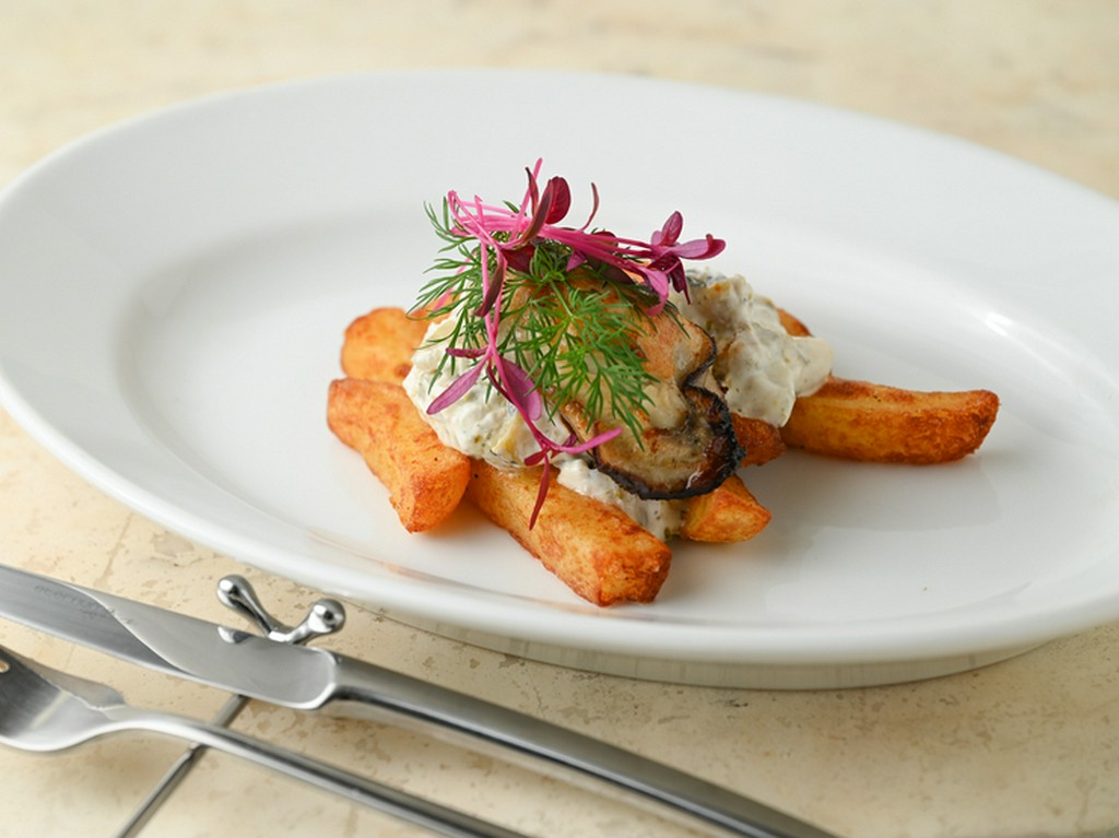 旬の食材を取り入れた『前菜』で季節感を演出