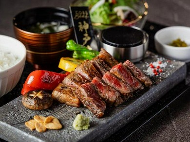 一番人気メニュー神戸ビーフ「サーロインステーキ」