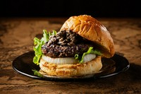 Set Menu
（サラダ＋ドリンク） ＋500円
（ポテト＋ドリンク） ＋500円
※土日祝は(ポテト＋サラダ付)3,700円