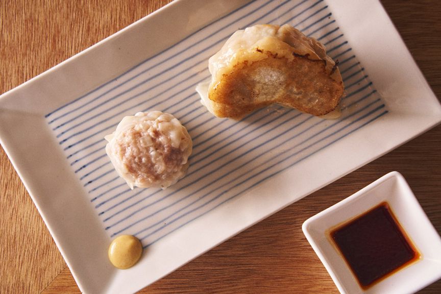 小ポーションがうれしいお一人様仕様の中華酒場