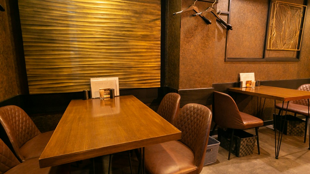 おいしいを友人と。平日限定飲み放題付きコースもオススメ