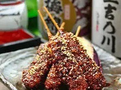 自慢の手羽先が旨い！名古屋名物も多彩に
