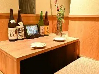 二名様のご利用やカップルにおすすめの横並びのお席も御座います