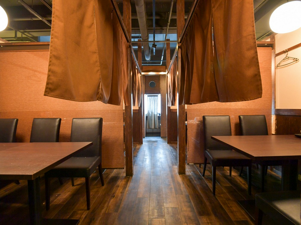 店内は最大81名まで入店可