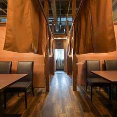 店内は最大81名まで入店可