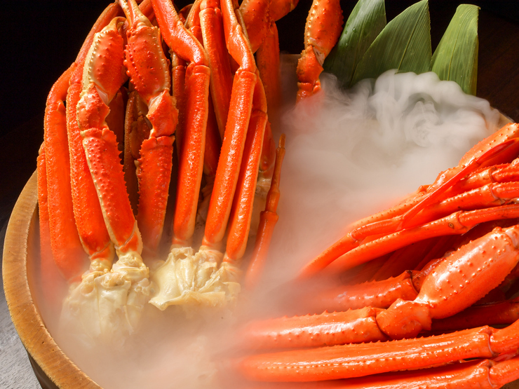 "Premium all-you-can-drink + all-you-can-eat snow crab, red snow crab, and other items" with one drink, 100 minutes