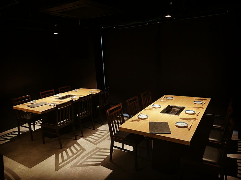 テーブル