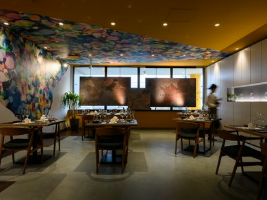 堅苦しすぎないモダンなフレンチだから、気軽に楽しめる安心感