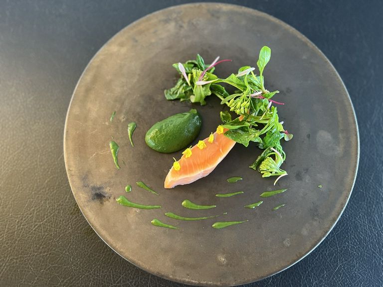 寒締め野菜と信州佐久サーモンのミキュイ