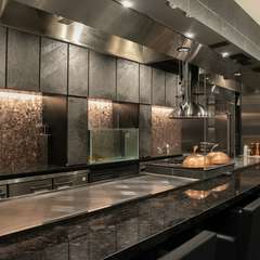 カジュアル価格で鉄板料理を味わう2つの昼コース