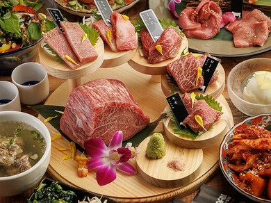 貸切OK！焼き台を囲んで、会社の同士や仲間と一緒にワイワイと