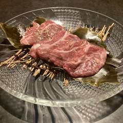 昆布の旨みがラム肉に染む『本格ラム肉の昆布締め（数量限定）』