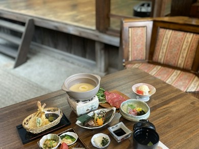 能楽堂満喫会食プラン