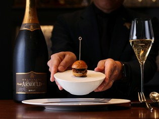 その時、その一皿に合わせたワインで心からのもてなしを