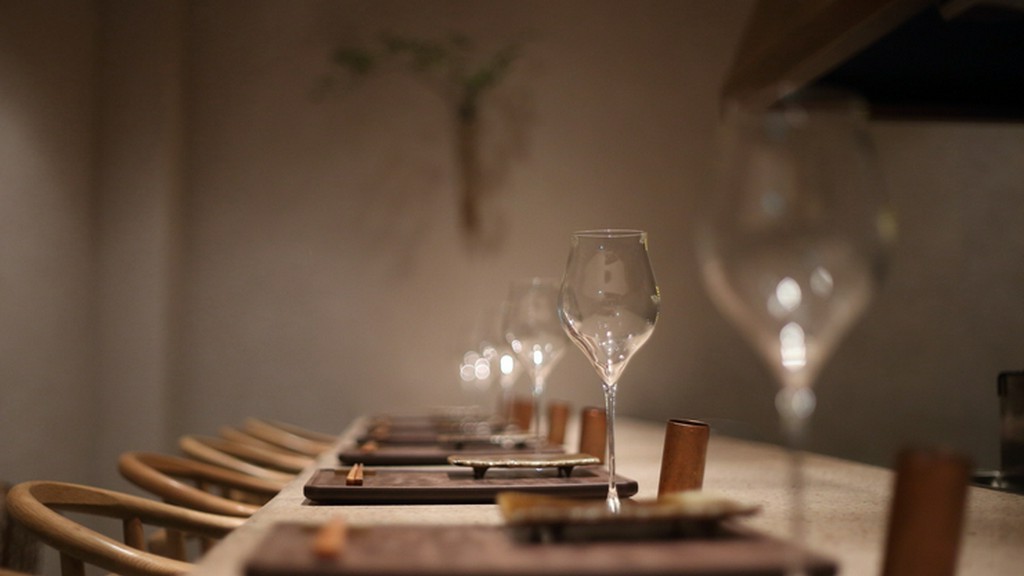 特別な日にふさわしい、上質な食材を使った焼鳥コースで乾杯を