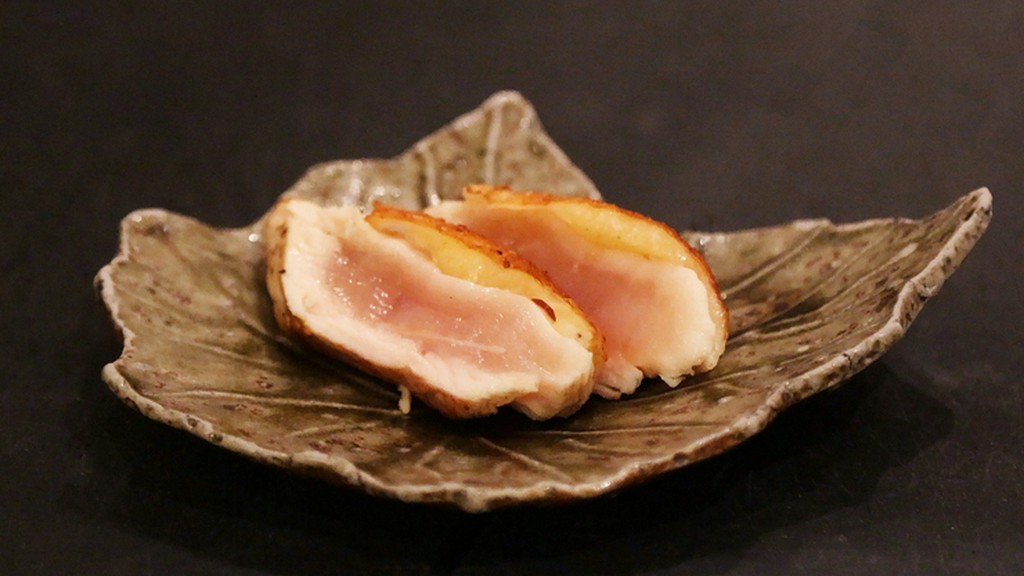 新鮮な素材と匠の技が生みだす口いっぱいの幸せ『むね肉のたたき』