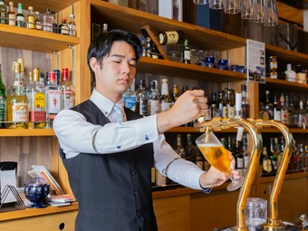 バーテンダーこだわりの一杯も。ウイスキー好き以外も楽しいお店