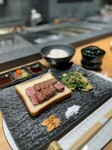 和牛の最高峰「宮崎牛」鉄板焼ステーキランチが2,900円より!!
・前菜
・宮崎牛鉄板焼ステーキ80g
赤身3,900円 ロース3,900円 ヒレ8,900円
・焼野菜
・お食事
・デザート
・食後のお飲み物