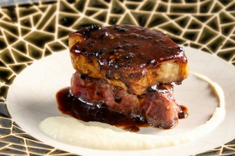 宮崎牛ステーキ、ロッシーニ、ロブスターテルミドール豪華料理！
