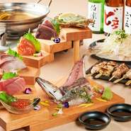 自慢の単品料理を揃えたり、鍋を中心に構成したりと、さまざまなコースメニューが用意されています。特に、3時間飲み放題をセットにしたコース料理はゆったり過ごせることもあり、特にオススメです。