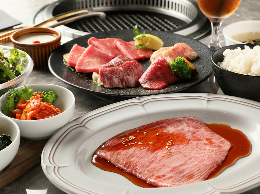 贅沢ランチを寛ぎの個室空間で『牛炙ランチ』