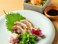 地鶏もも刺身＋地鶏ももゆっけ 盛合せ