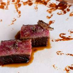 『Butter-Aged Hanaga Beef』※肉の種類は入荷次第で異なります