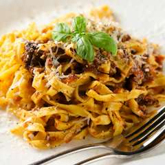 自家製麺使用のボロネーゼ