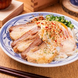 チャーシューエッグ